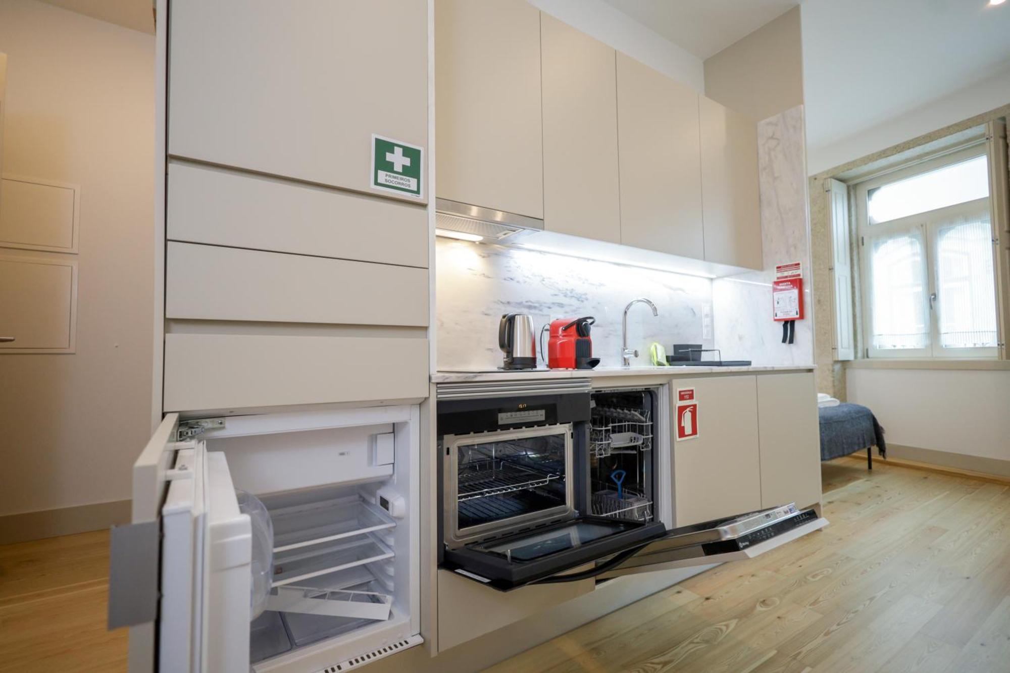 Martires Sweet Apts By Portocityhosts Zimmer foto